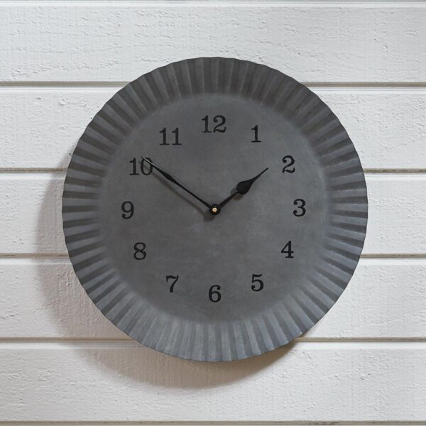 Park Designs - Charger Wall Clock 21-428