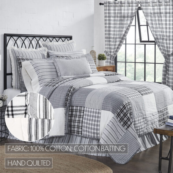 VHC-80432 - Sawyer Mill Black Luxury King Quilt 120Wx105L