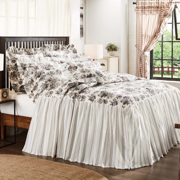 VHC-70013 - Annie Portabella Floral Ruffled Twin Coverlet 76x39+27