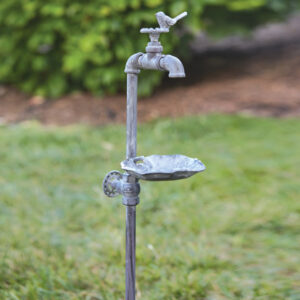 Spigot and Lilly Pad Garden Stake by CTW Home Collection