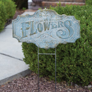 Locally Grown Flowers Garden Stake by CTW Home Collection