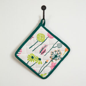 Floral Pot Holder by CTW Home Collection
