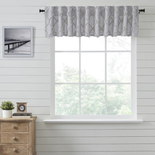 VHC-80517 - Frayed Lattice Creme & Black Valance 16x90