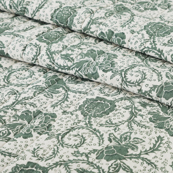 VHC-81213 - Dorset Green Floral Twin Quilt 68Wx86L