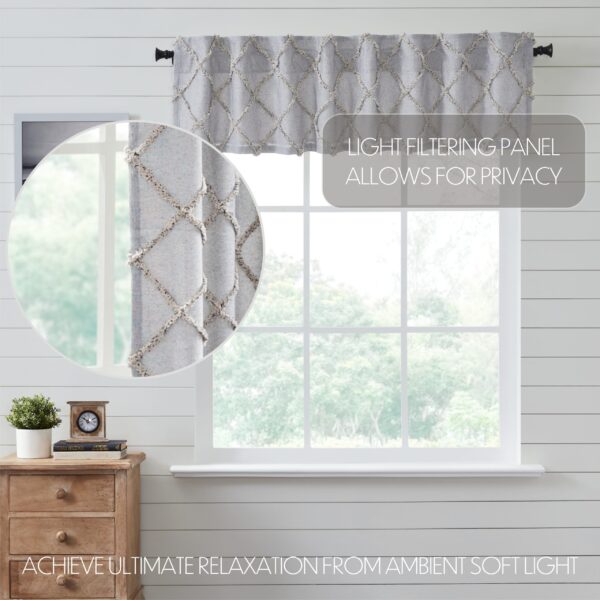 VHC-80516 - Frayed Lattice Creme & Black Valance 16x72