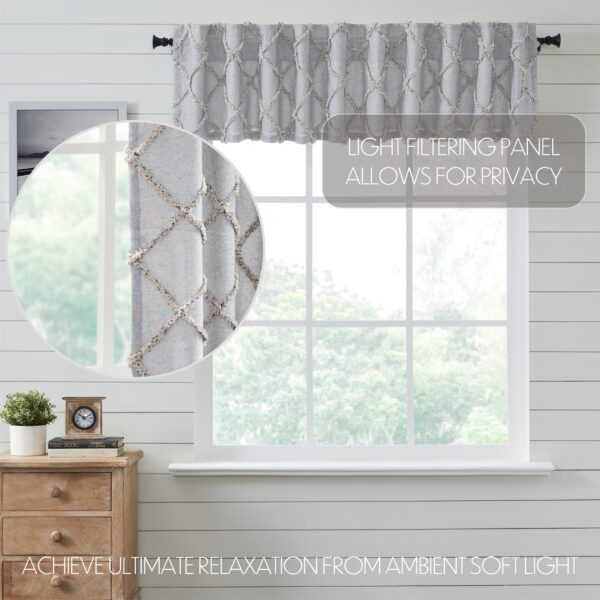 VHC-80517 - Frayed Lattice Creme & Black Valance 16x90