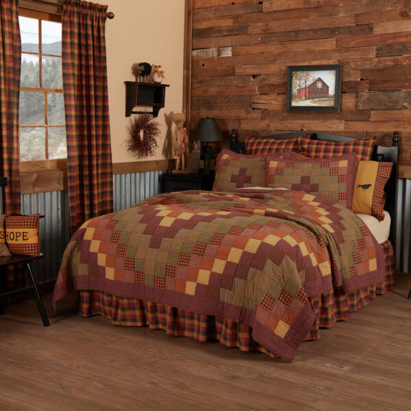 VHC-37905 - Heritage Farms King Quilt 95x105